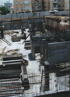 Constructionseptembre00.jpg (41340 bytes)