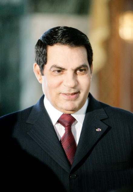 Le président tunisien, Zine El-Abidine <b>Ben Ali</b>, qui a été réélu le 25 <b>...</b> - benali