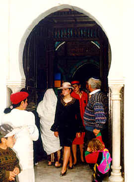 ghr02.jpg (32064 bytes)