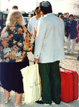 ghr03.jpg (37606 bytes)