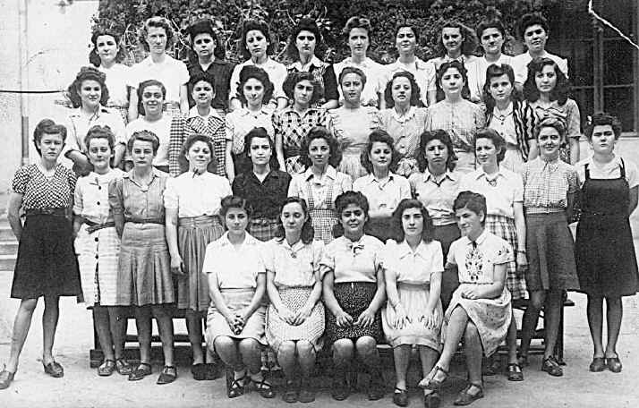 lycee armand fallieres classe 1ere(c1948).jpg (130509 bytes)