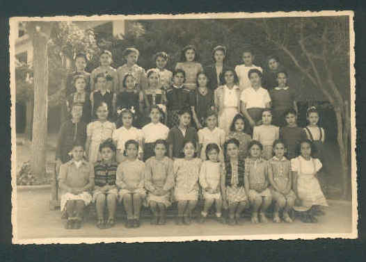wpe1E.jpg (35227 bytes)
