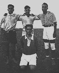 joueurs ust JPEG.jpeg (27804 bytes)