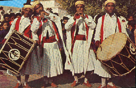musiciens.jpg (700878 bytes)