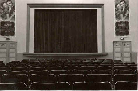 cinerexsalle.jpg (68597 bytes)