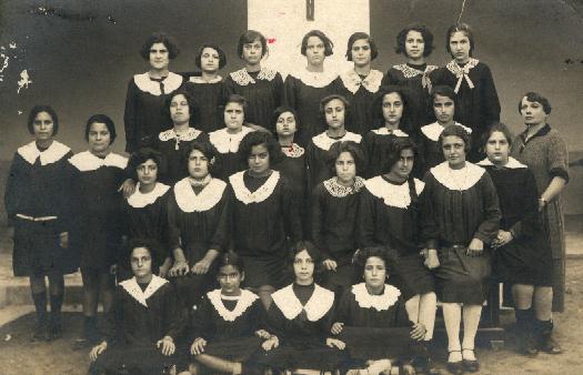 ecole de filles tunis-laquelle.hqx (37274 bytes)