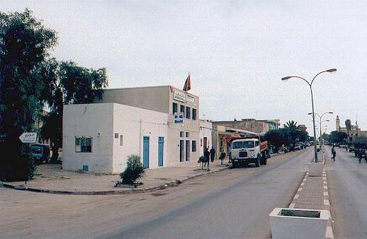 fahs1.jpg (31667 bytes)