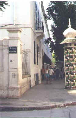 av de paris-angle carnor 2.hqx (25459 bytes)
