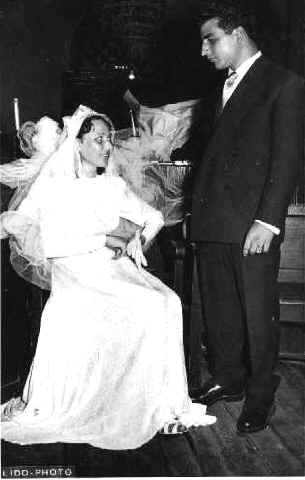 mariage d'Esther et Miro Garcini.JPG (32334 bytes)