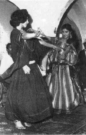 zina et aziza.hqx (41765 bytes)