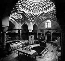 hammam.jpg (22125 bytes)